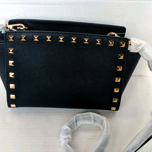 Michael Kors Selma Stud Medium Messenger - Picture 3 of 10